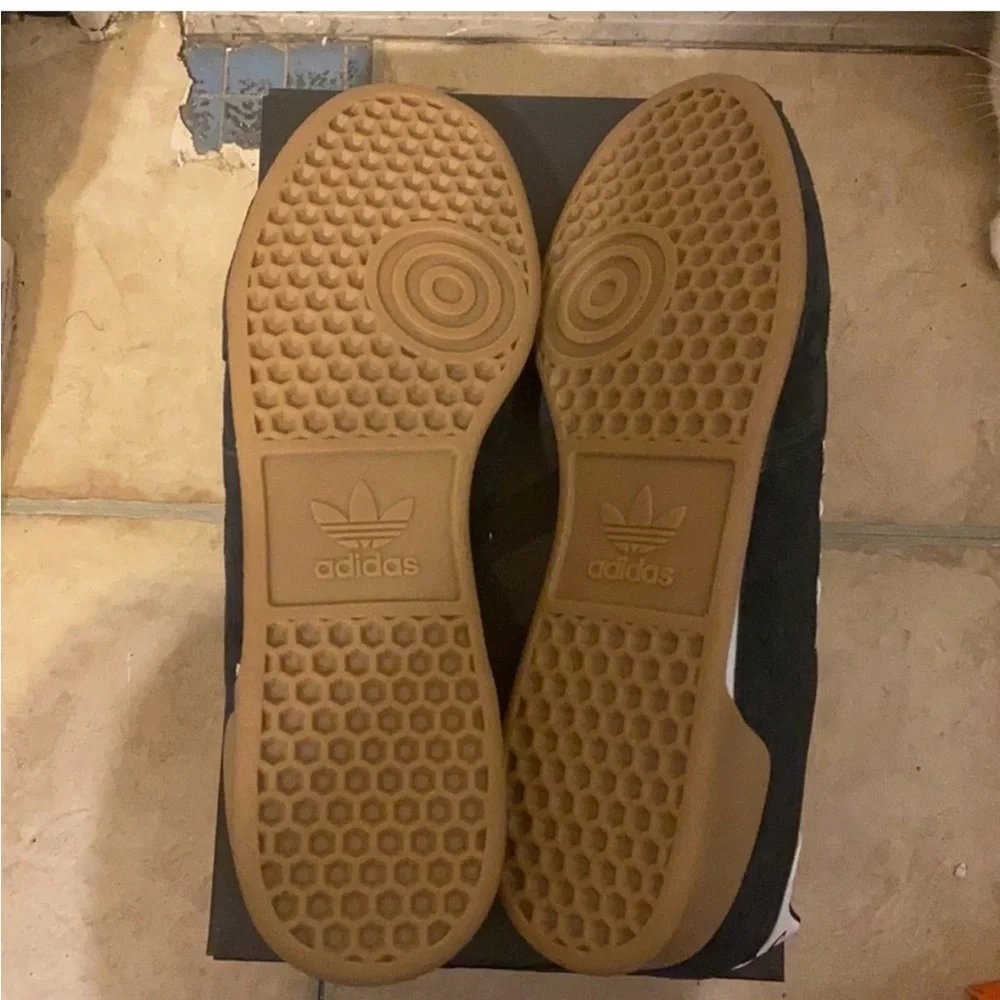 Adidas Men's Black and White Shoes - Picture 3 of 3